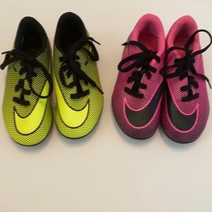Nike bundle cleats with string lace and logo